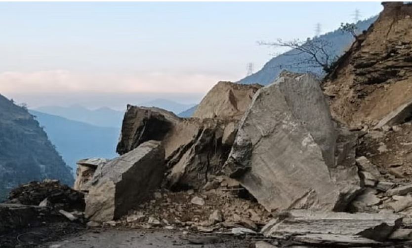 कैलाश मानसरोवर रास्ता बंद