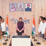 CM धामी ने विमान हादसे में जान गंवाने वालों को दी श्रद्धांजलि
