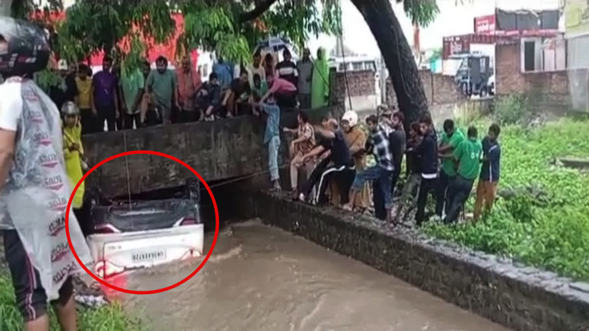 हल्द्वानी में कार हादसा