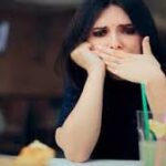 बार-बार हिचकी आना: क्या यह किसी बीमारी के लक्षण तो नहीं