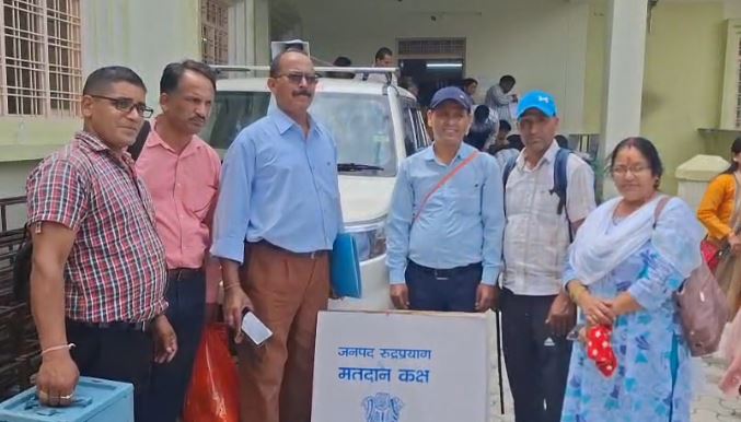 पोलिंग पार्टिंयां