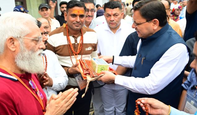 सीएम धामी
