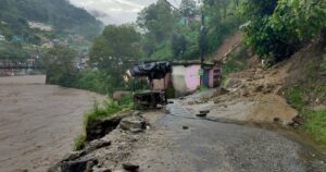Chamoli Cloudburst : थराली में बादल फटने से तबाही, दो लोग लापता