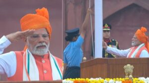 Independence Day 2025 : 79वां स्वतंत्रता दिवस आज, पीएम मोदी ने लाल किले पर तिरंगा फहरा कर दी बधाई