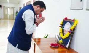 “भारत रत्न” अटल बिहारी वाजपेयी की पुण्यतिथि आज, सीएम धामी ने किया नमन