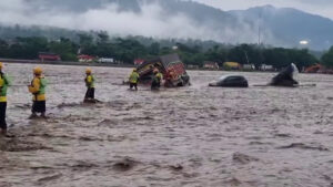देहरादून के सहस्त्रधारा में फटा बादल, चारों ओर मची तबाही, एक शव बरामद