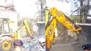 Uttarakhand: देहरादून में धामी सरकार की बुलडोजर कार्रवाई, लक्सर में अवैध धार्मिक ढांचा ध्वस्त