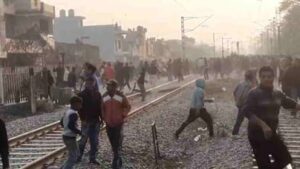 Uttarakhand: खाली प्लॉटों के चिह्नीकरण को लेकर बवाल, मनसा देवी फाटक के पास बाईपास जाम