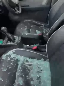 Nainital: हल्द्वानी में चोरों का आतंक, कई गाड़ियों के शीशे तोड़कर की चोरी