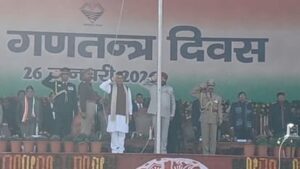 Uttarakhand: देहरादून में धूमधाम से मना 77वां गणतंत्र दिवस, राज्यपाल ने फहराया तिरंगा, विकास और संकल्प का दिया संदेश