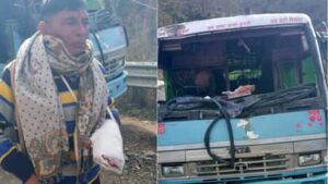 Uttarakhand: यमुनोत्री हाईवे पर बड़ा हादसा टला, स्कूली बच्चों से भरी बस पर गिरा पहाड़ी मलबा