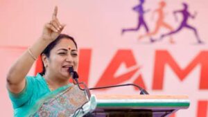 Delhi: दिल्ली सरकार ने एमसीडी को विशेष आर्थिक सहायता, 1000 किमी सड़कों के निर्माण और आधुनिक सफाई व्यवस्था की योजना