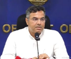 Delhi: कैग रिपोर्ट ने खोली दिल्ली की पानी, सीवर और विश्वविद्यालय व्यवस्था की पोल, सरकार ने मांगी एटीएन