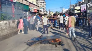 Uttarakhand: तेज रफ्तार डंपर की चपेट में आकर युवक की मौत, आक्रोशित लोगों ने लगाया जाम