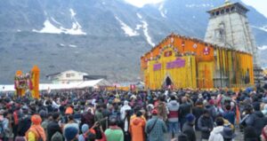 Uttarakhand: केदारनाथ पैदल मार्ग पर बढ़ी भीड़, कई स्थानों पर लगा जाम; सुरक्षा व्यवस्थाओं पर उठे सवाल