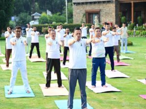 Uttarakhand: अंतरराष्ट्रीय योग दिवस से पहले ‘रन फॉर योग’ में दौड़े मुख्यमंत्री धामी, स्वस्थ जीवन अपनाने का दिया संदेश
