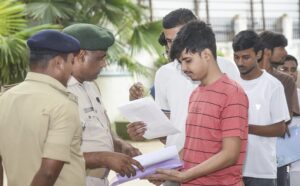 NEET UG 2026 री-एग्जाम: छात्र और शिक्षक बोले- तैयारी पूरी, आत्मविश्वास के साथ देंगे परीक्षा