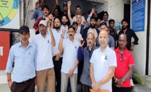 Uttarakhand: मसूरी में अतिक्रमण हटाने पहुंची पालिका टीम से अभद्रता, कर्मचारियों में रोष