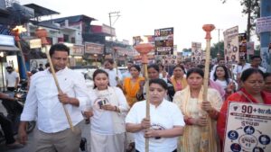Uttarakhand: रिया थापा मौत मामले में कांग्रेस का कैंडल मार्च, निष्पक्ष जांच और दोषियों पर कार्रवाई की मांग