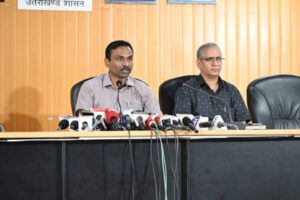 Uttarakhand: उत्तराखंड में बड़ा प्रशासनिक फेरबदल, तीन IAS समेत छह अधिकारियों के तबादले; विजय कुमार जोगदंडे को गृह विभाग की जिम्मेदारी