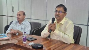 Uttarakhand: उत्तराखंड में गहराया बिजली संकट, जल स्तर घटने से हाइड्रो उत्पादन प्रभावित; पीक टाइम में महंगी बिजली भी नहीं मिल रही