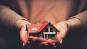 Uttarakhand: उत्तराखंड में 15 आवासीय परियोजनाओं का काम अंतिम चरण में, 12,856 परिवारों को जल्द मिलेगा अपना घर
