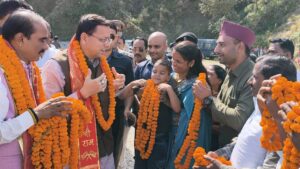 Uttarakhand: चंपावत पहुंचे सीएम धामी, विकास परियोजनाओं का किया लोकार्पण और शिलान्यास; जनकल्याणकारी कार्यक्रमों में भी लिया हिस्सा