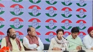Uttarakhand: जुबिन नौटियाल के पिता रामशरण नौटियाल की कांग्रेस में वापसी, दिल्ली में ली पार्टी की सदस्यता